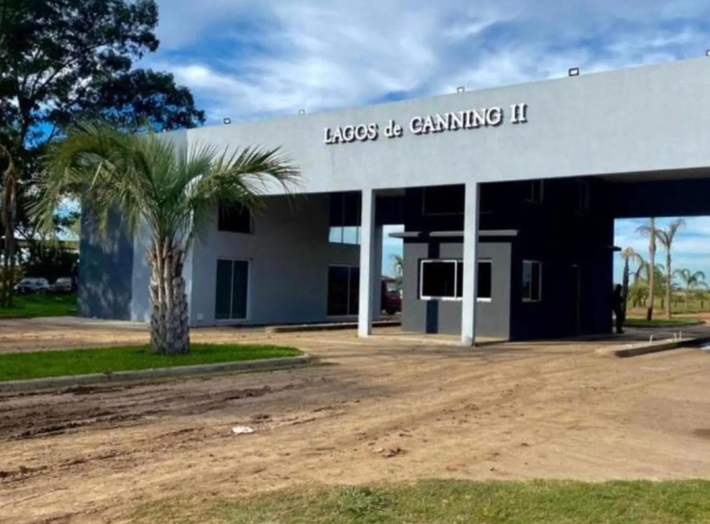 LOTE EN VENTA EN LAGOS DE CANING 2 4