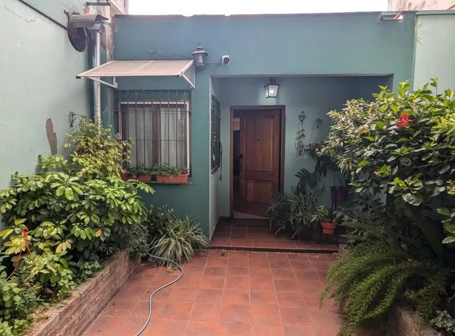 CASA + LOCAL A METROS DE H. YRIGOYEN! OPORTUNIDAD! 3