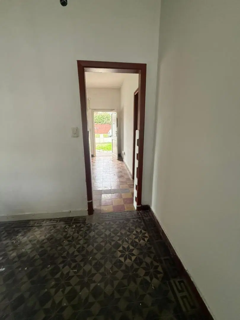 CASA 3 AMBIENTES CON PATIO EN TEMPERLEY !!! 1
