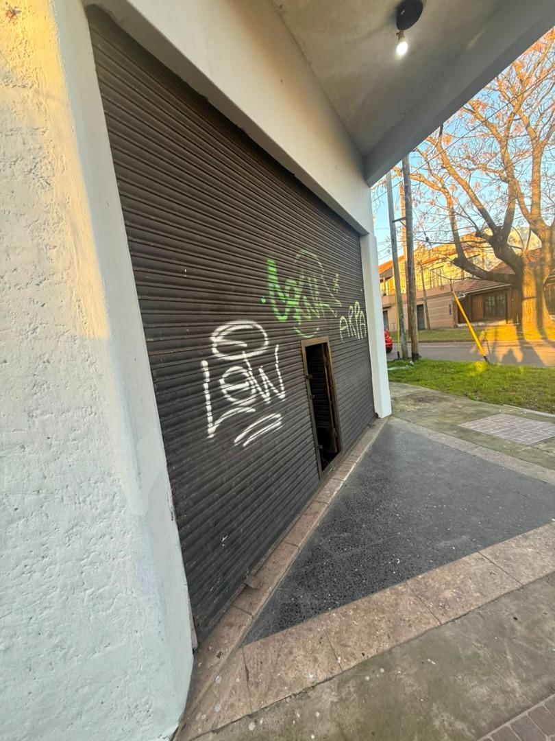 Foto de LOCAL EN ESQUINA EN TEMPERLEY !!!, imagen 2