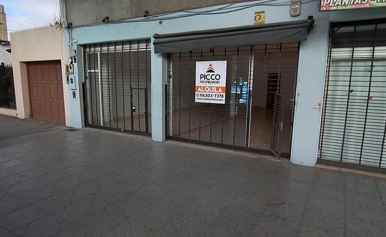 Foto de LOCAL COMERCIAL CENTRICO EN LANUS OESTE!!!, imagen 3
