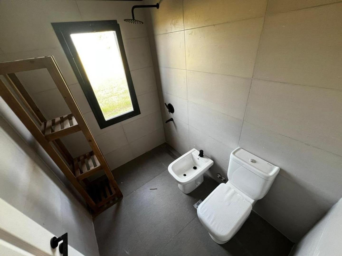 Foto de CASA 4 AMBIENTES A ESTRENAR-BARRIO CERRADO BELLEVILLE-, imagen 2