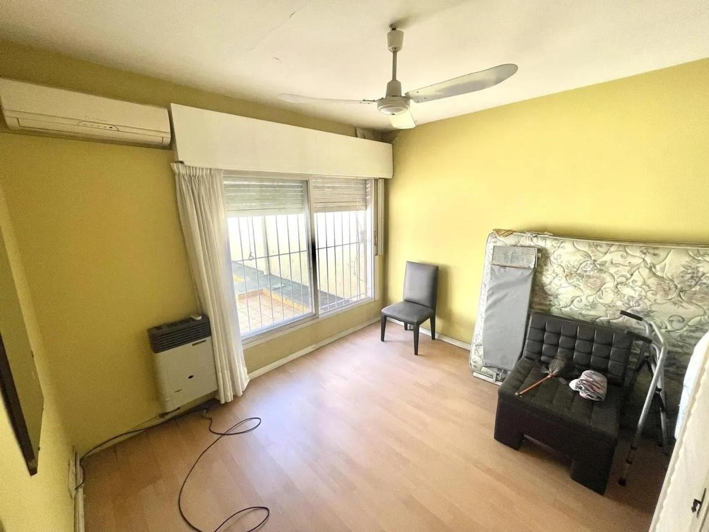 Foto de CASA 4 AMBIENTES APTA CREDITO, imagen 1