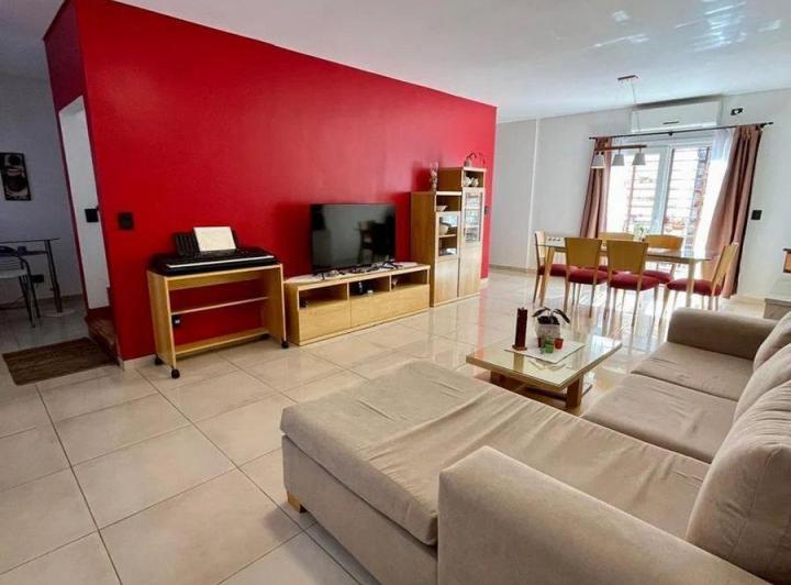 VENTA CASA 4 AMB LOTE PROPIO -APTO CRED. MATADEROS 1