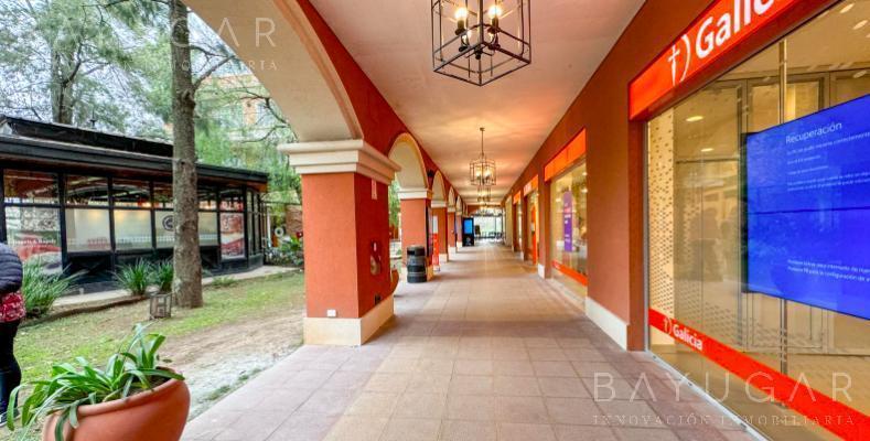 Venta Local de 60 m2 - Pueblo Caamaño - Pilar