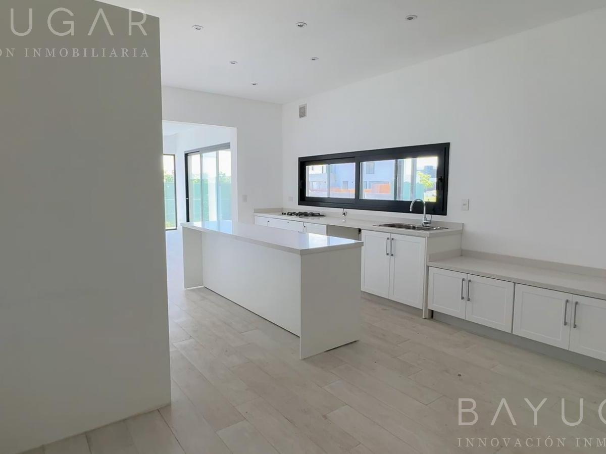 Foto de Venta Casa en Barrio La Calesa - Pilará / Permuta, imagen 4