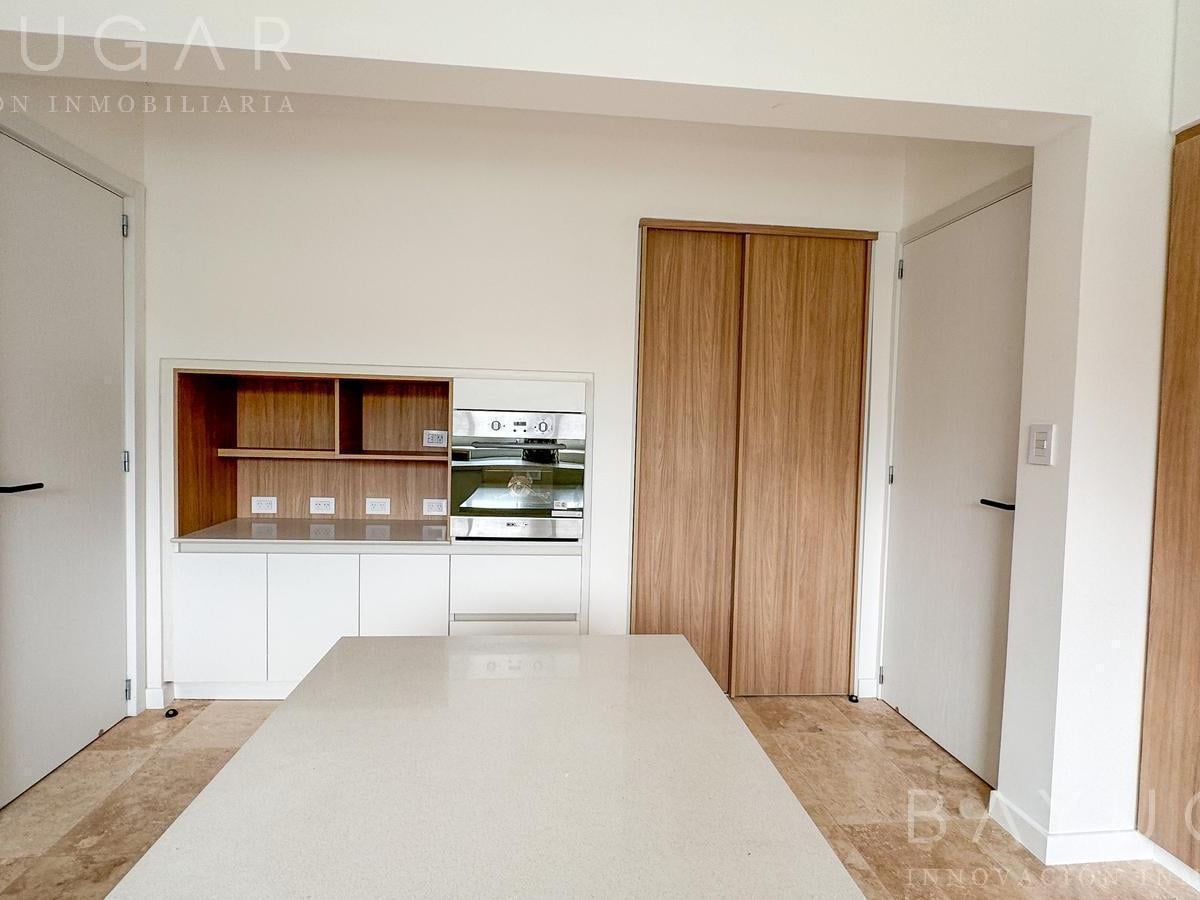 Foto de Venta Casa - Ayres Plaza / Pilar - Sobre Cul de Sac, imagen 2