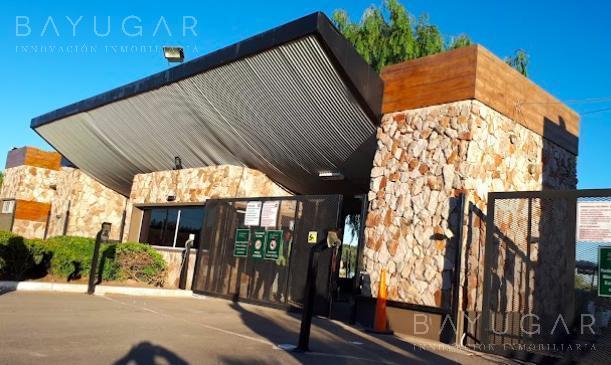 Foto de Venta Casa - Barrio Privado Los Arces / Apta Credito, imagen 3