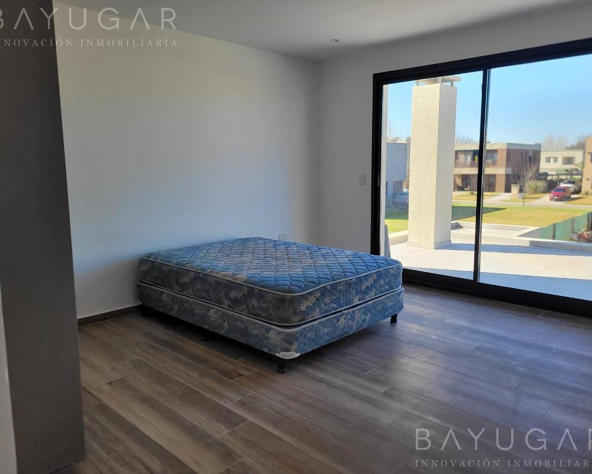Venta Casa - Barrio Privado Lagoon Pilar / Pilar