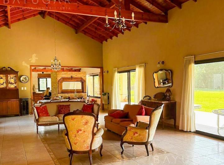 Foto de Venta - Barrio Chacras de la Cruz - Exaltación de la Cruz, imagen 1