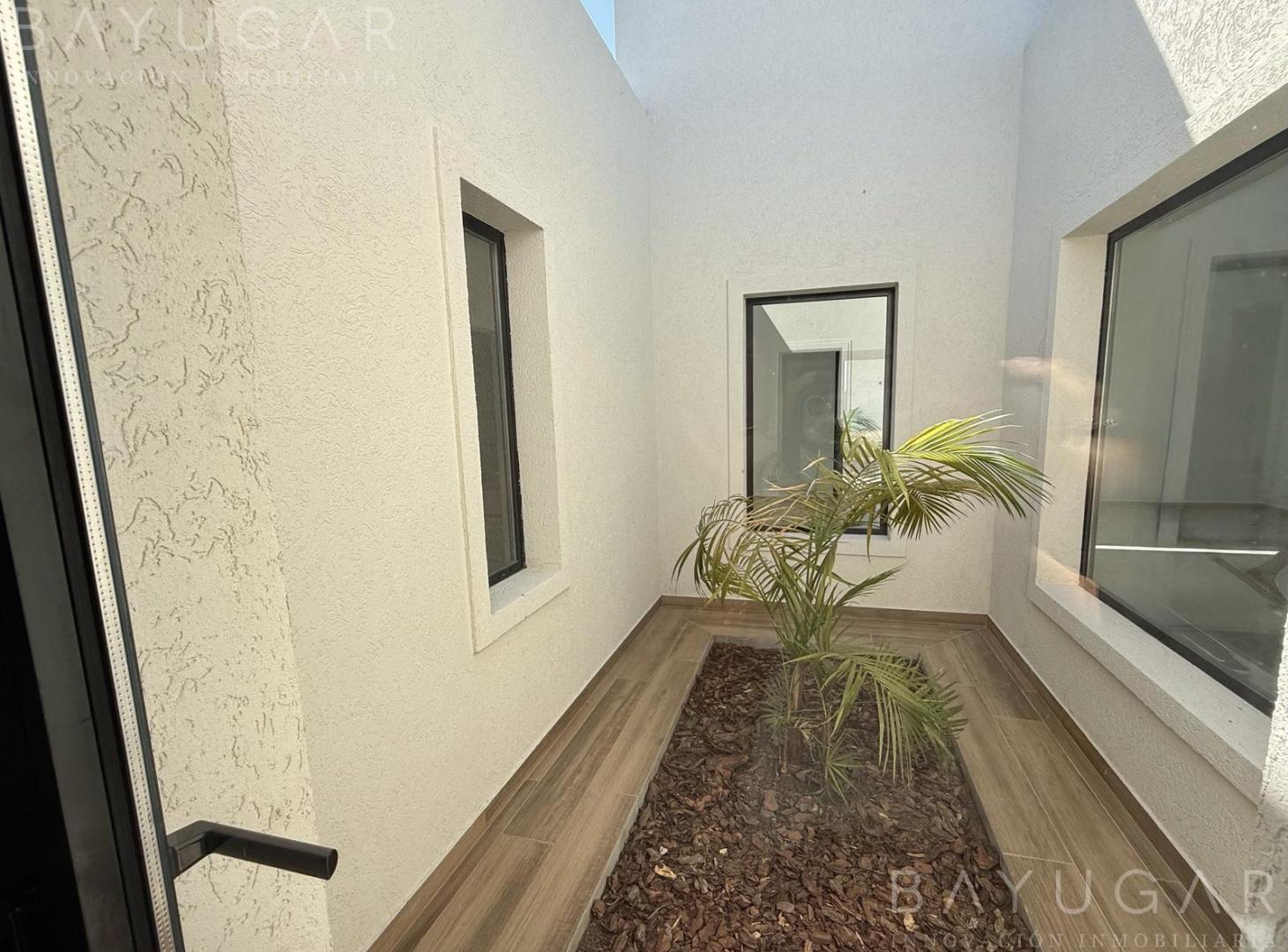 Casa en Venta - Barrio Santa Elena, Pilar del Este