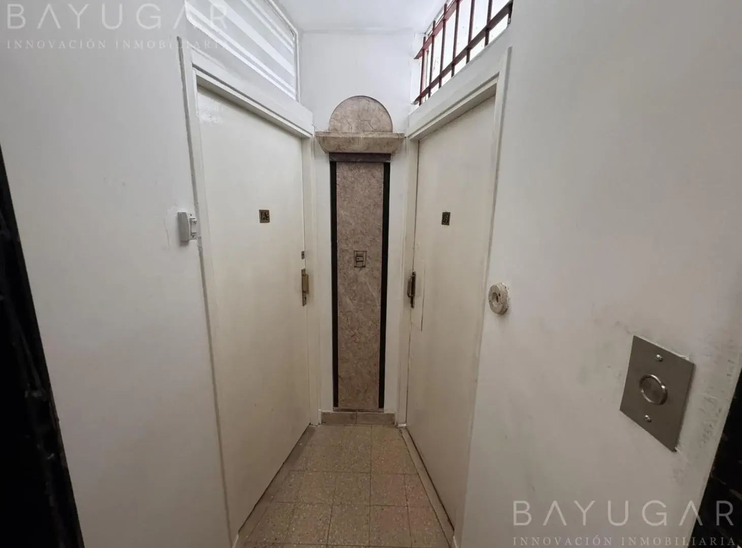 Venta Departamento - Av. Rivadavia 2600 - Último Piso 5