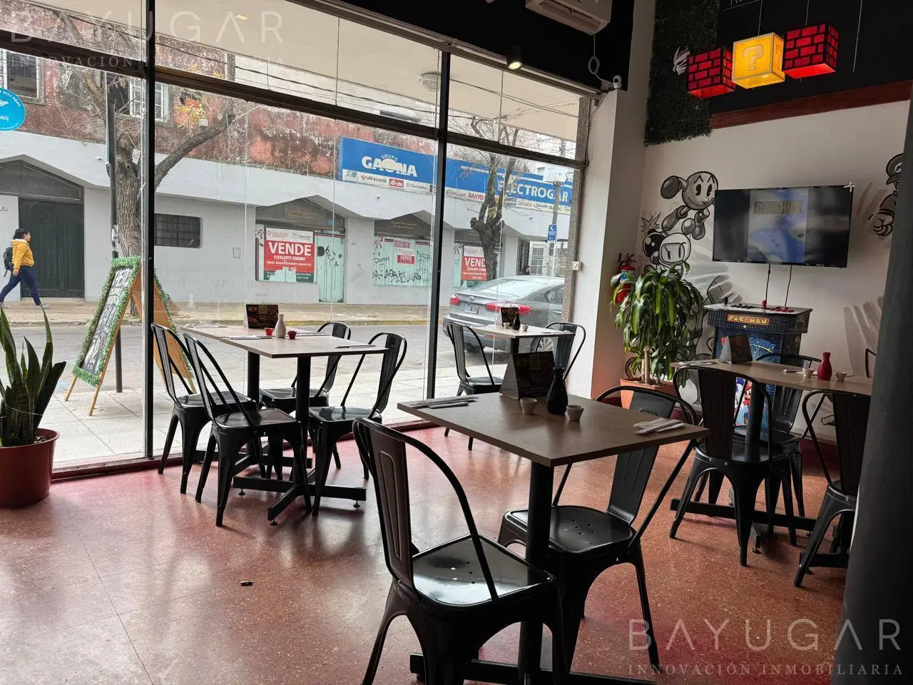 Venta - Local Comercial y Vivienda en Pilar Centro - INVERSIÓN 5
