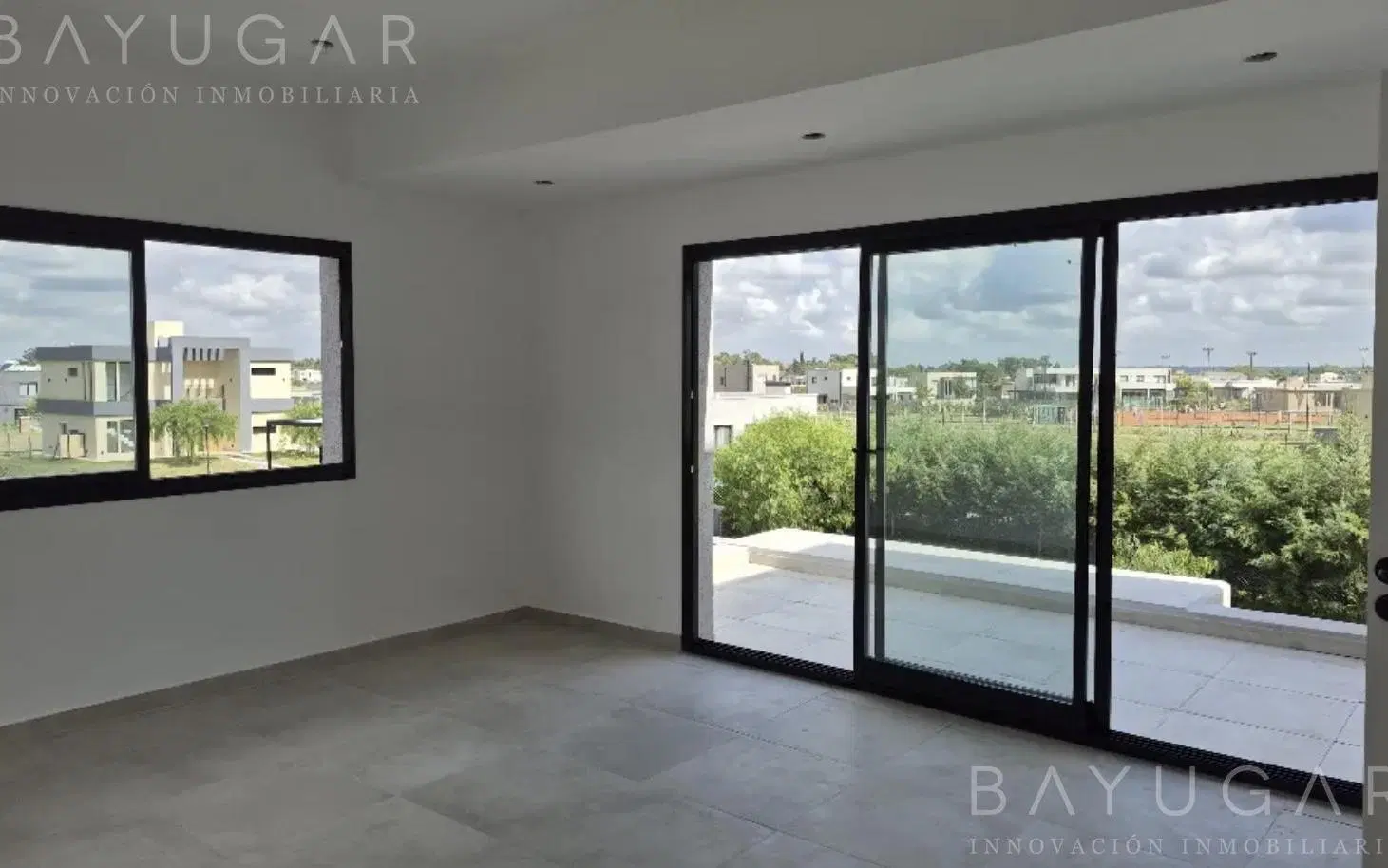Venta - Casa Moderna A ESTRENAR - Barrio Santa Elisa - Pilar del Este 4