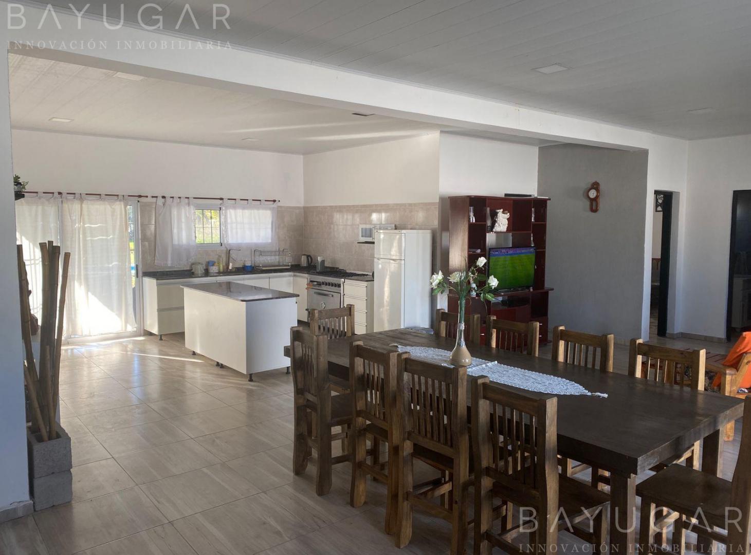 Foto de Venta Casa - Parque Robles 1- Exaltación de la Cruz - Amplio Parque, imagen 1