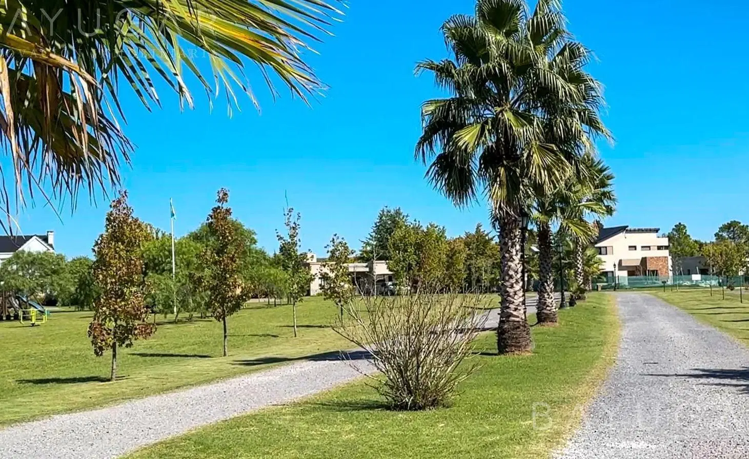 Venta - Casa en Barrio Marinas Del Pilar - Apto Crédito 2