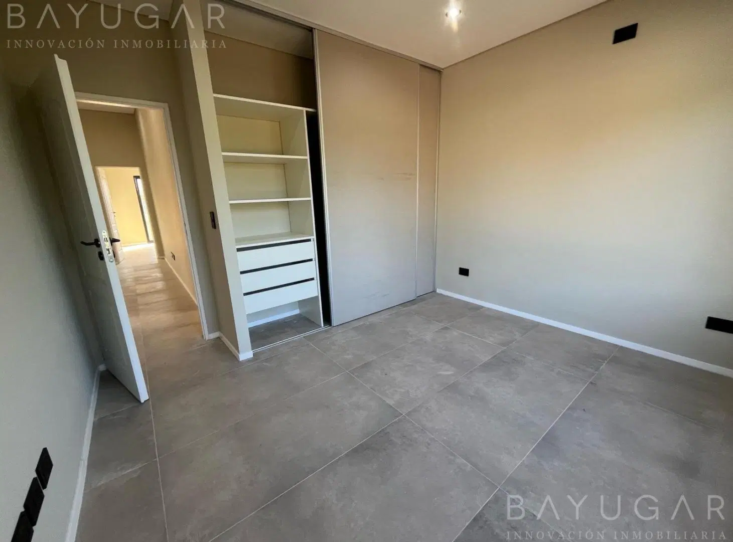Venta Casa  a estrenar - Barrio Privado Los Alcanfores - Pilar 8