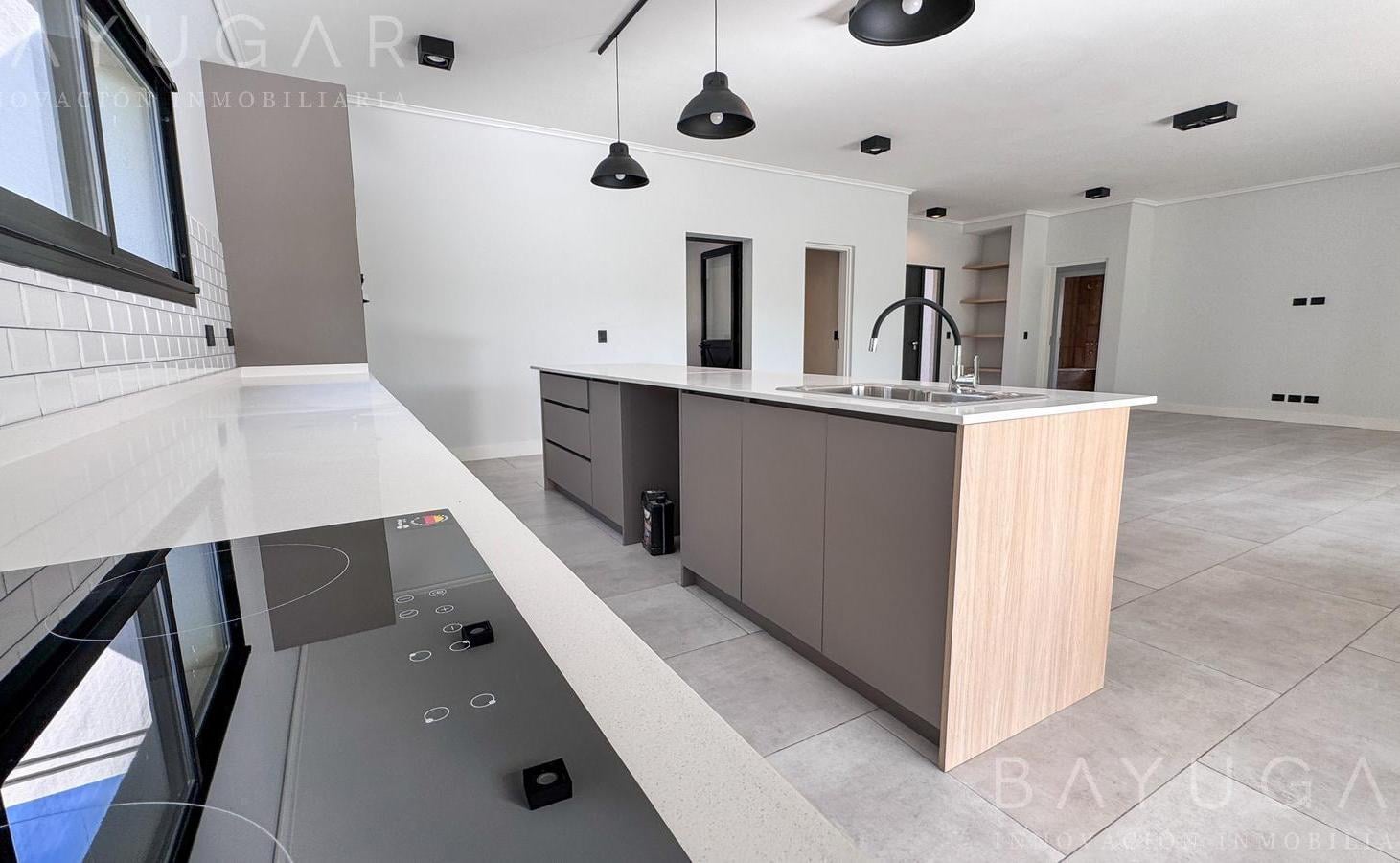 Foto de Venta - Casa A Estrenar - Vista al Golf- Barrio Medal Country Club, imagen 4