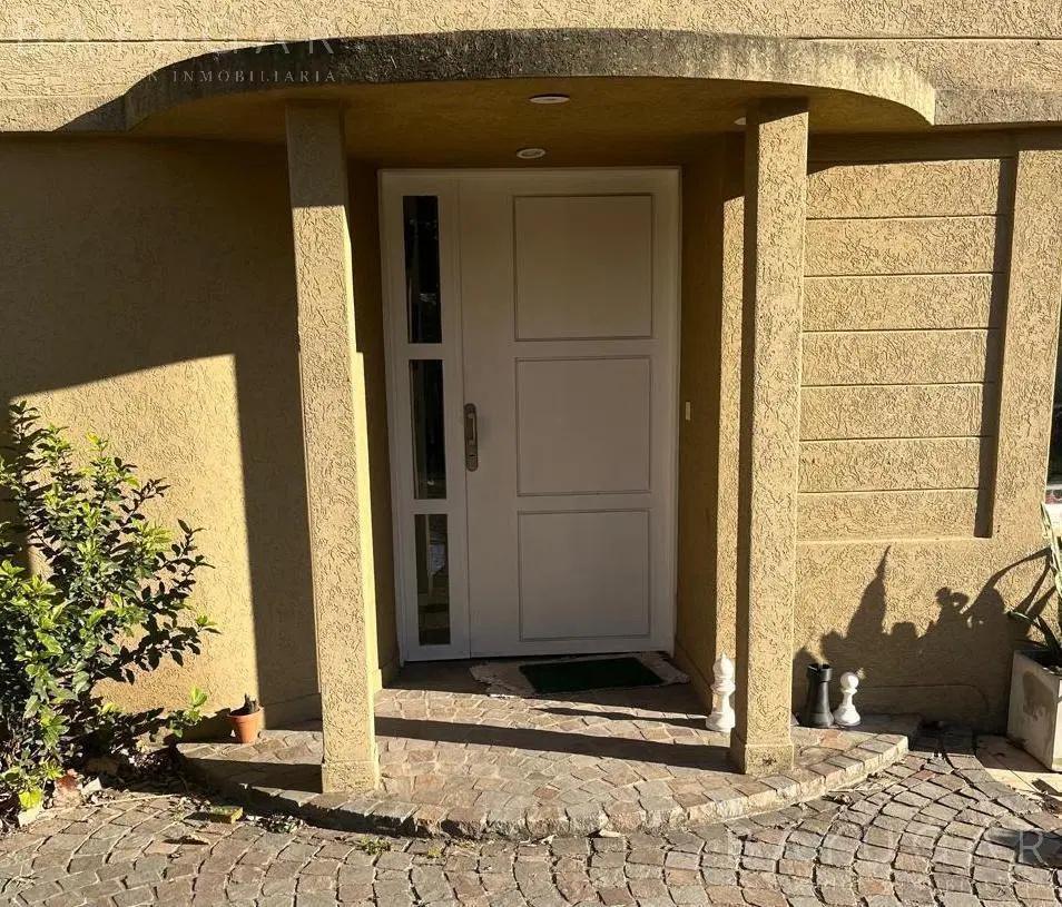 Venta Casa en Mapuche Country Club - Pilar 5