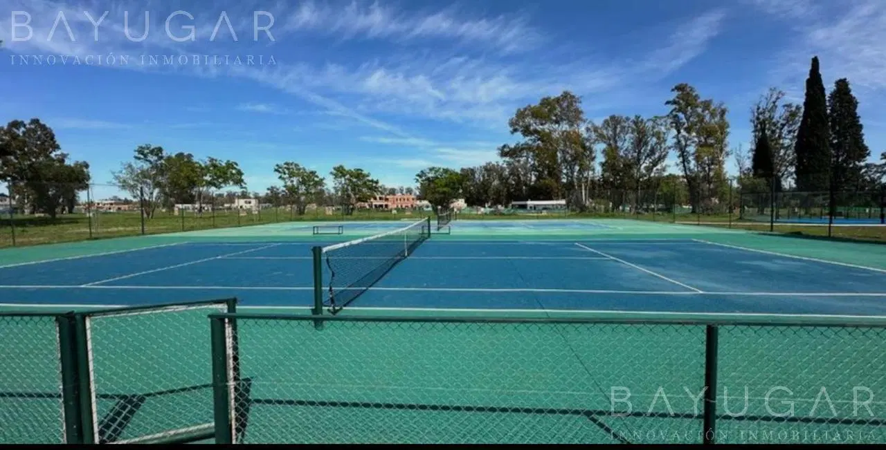 Venta Lote en Barrio Santa Sofia - Pilar del Este 5
