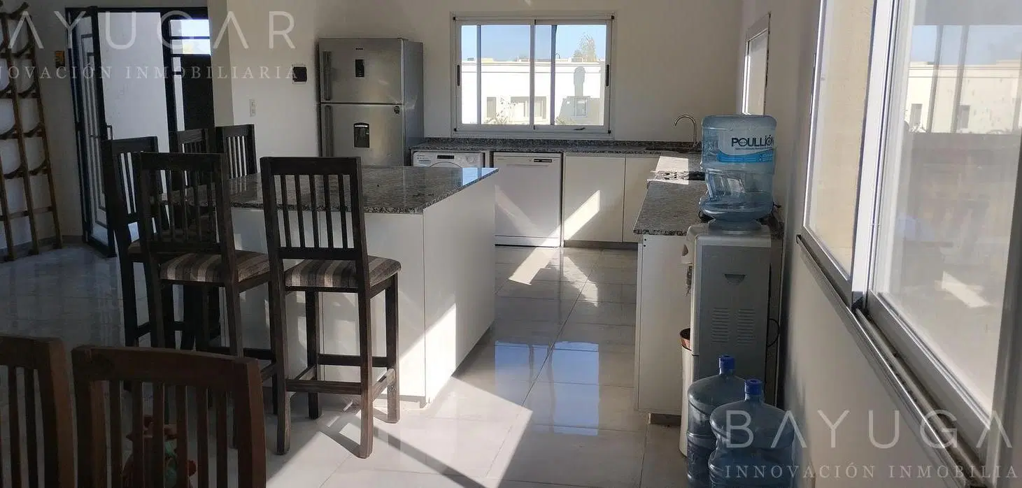 Venta Casa - San Sebastián - Área 1 -Zelaya / Pilar 3