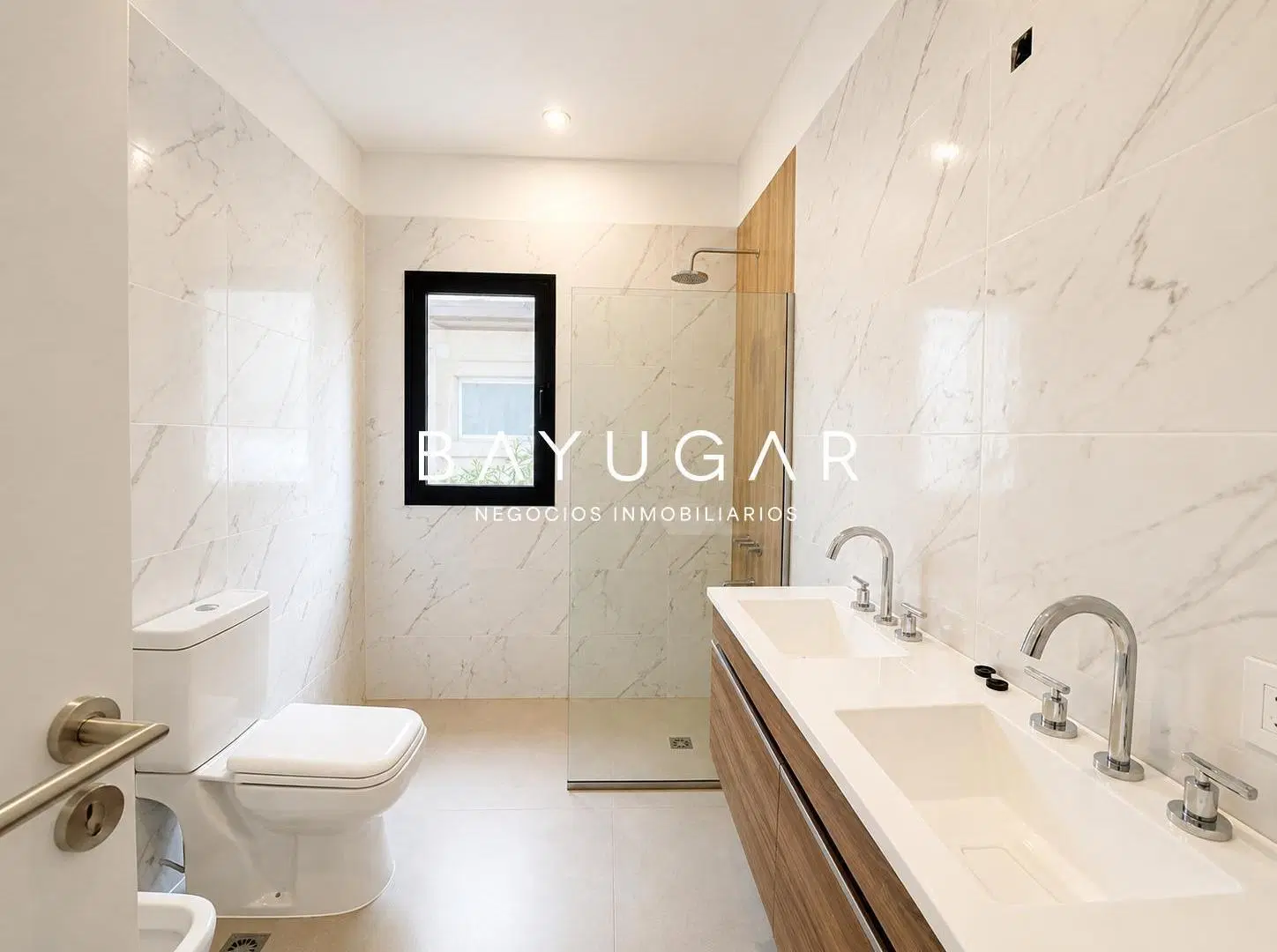 Venta - Casa en Barrio Santo Tomas / Pilar 8