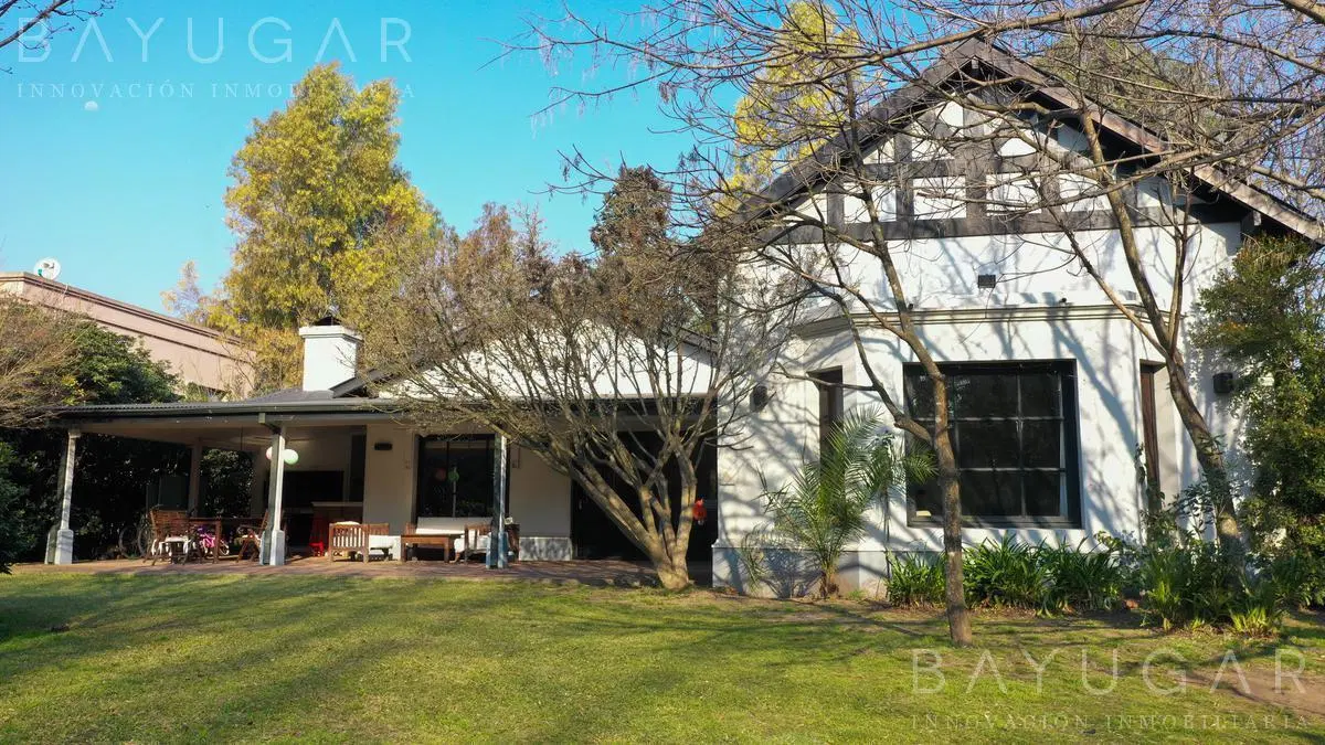 Venta Casa Estilo Campo en Barrio Privado Sausalito - Pilar 8