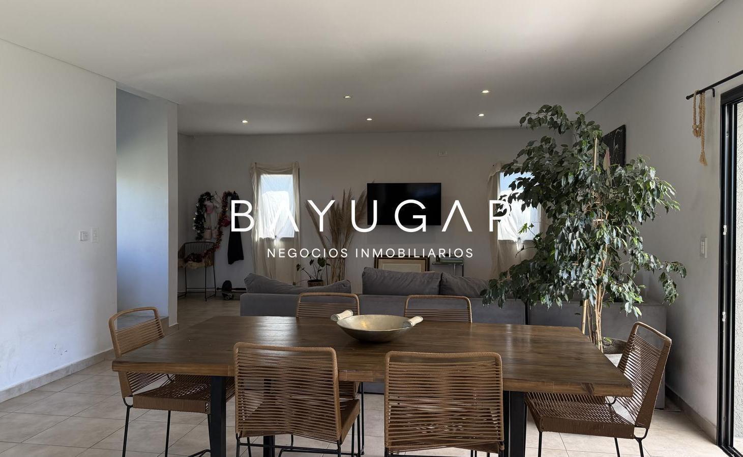 Foto de Venta - Casa en Barrio Santa Elisa - Pilar, imagen 1