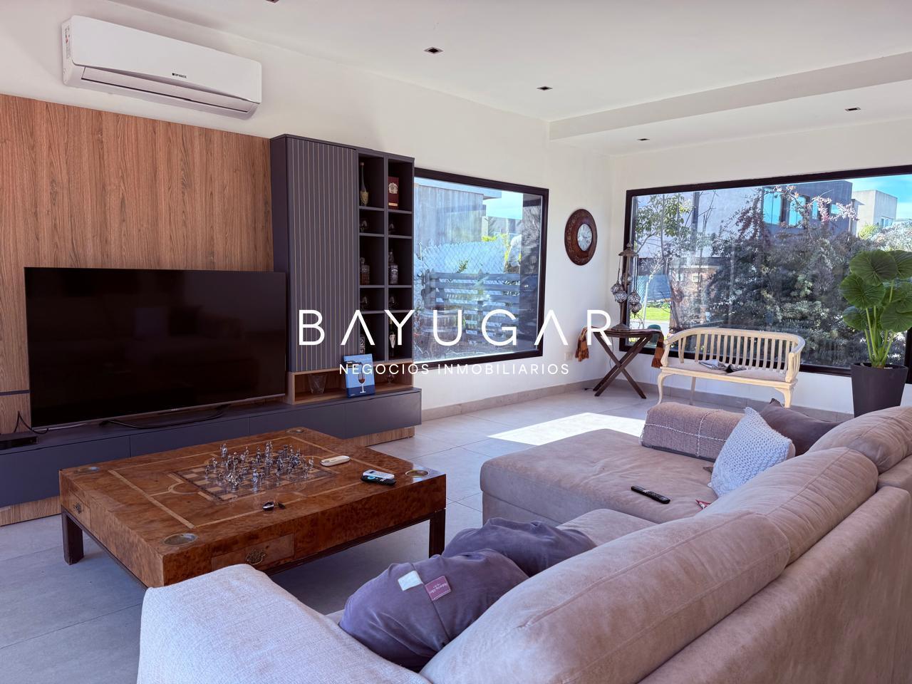 Foto de Venta Casa en Lagoon Pilar, imagen 1