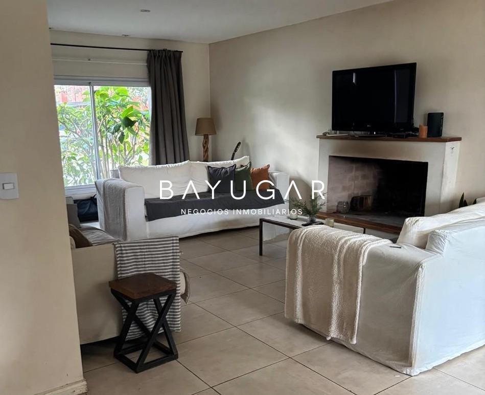Foto de Venta Casa - Barrio La Pilarica - A metros de Panamericana, imagen 1