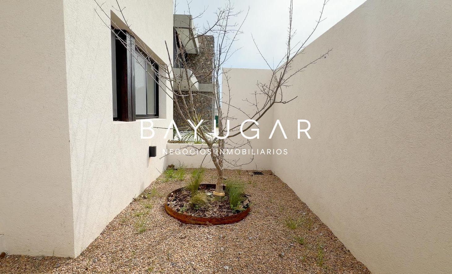 Foto de Venta - Casa a estrenar en Barrio Tilbury - Pilará - Pilar, imagen 1