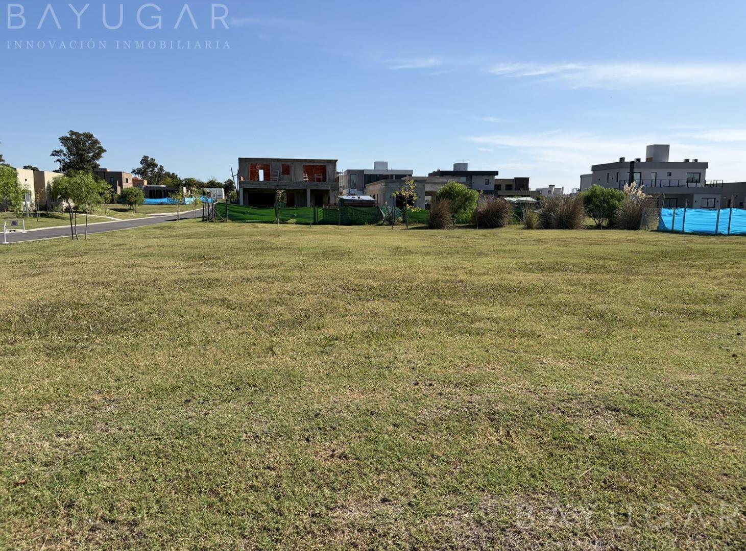 Foto de Venta Lote en esquina - Barrio Santa Elisa / Pilar del Este, imagen 1