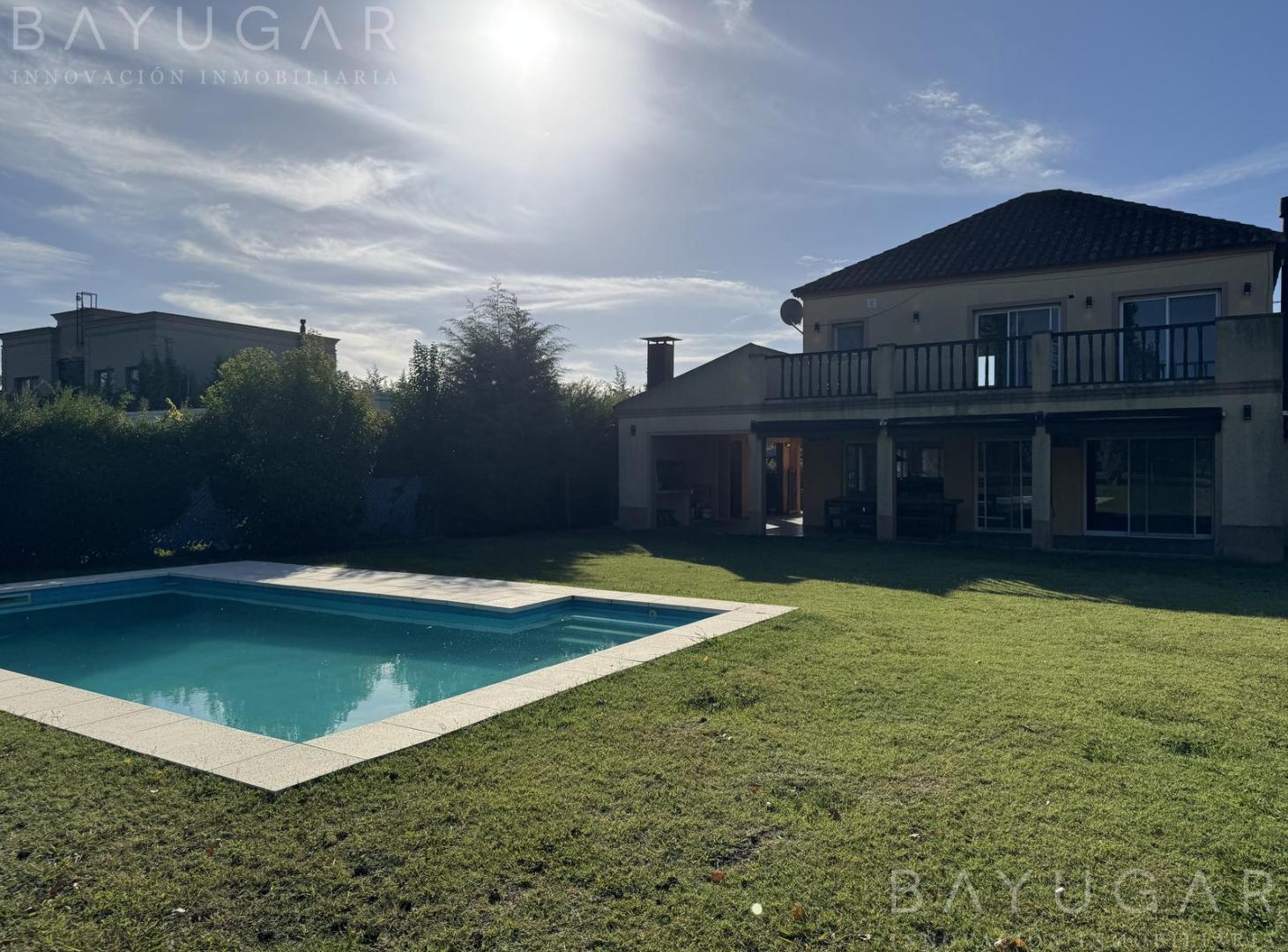 Foto de Venta Casa - Barrio Santa Guadalupe - Estilo Colonial, imagen 3