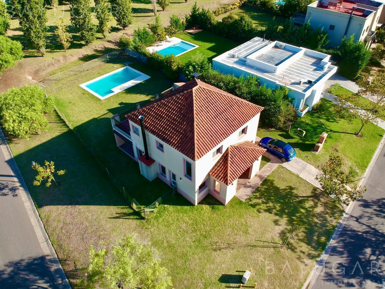 Foto de Venta Casa - Barrio Santa Guadalupe - Estilo Colonial, imagen 4
