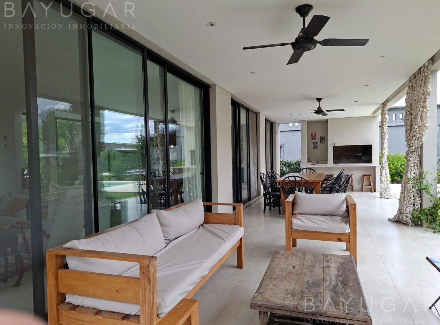 Foto de Venta Casa - Barrio Golf - El Cantón / Escobar, imagen 2