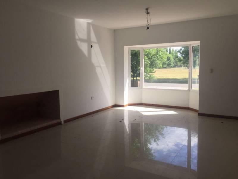 Foto de Venta - Casa en Los Alcanfores - Bayugar Negocios Inmobiliarios, imagen 4