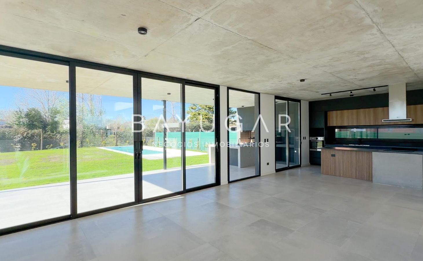 Venta Casa en construcción - Barrio Los Cardos - Pilar