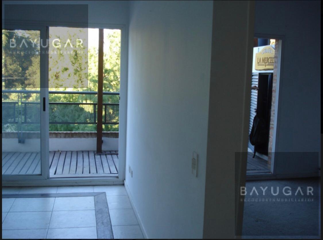 Foto de Venta - Departamento con terraza en Las Mercedes - Pilar, imagen 2