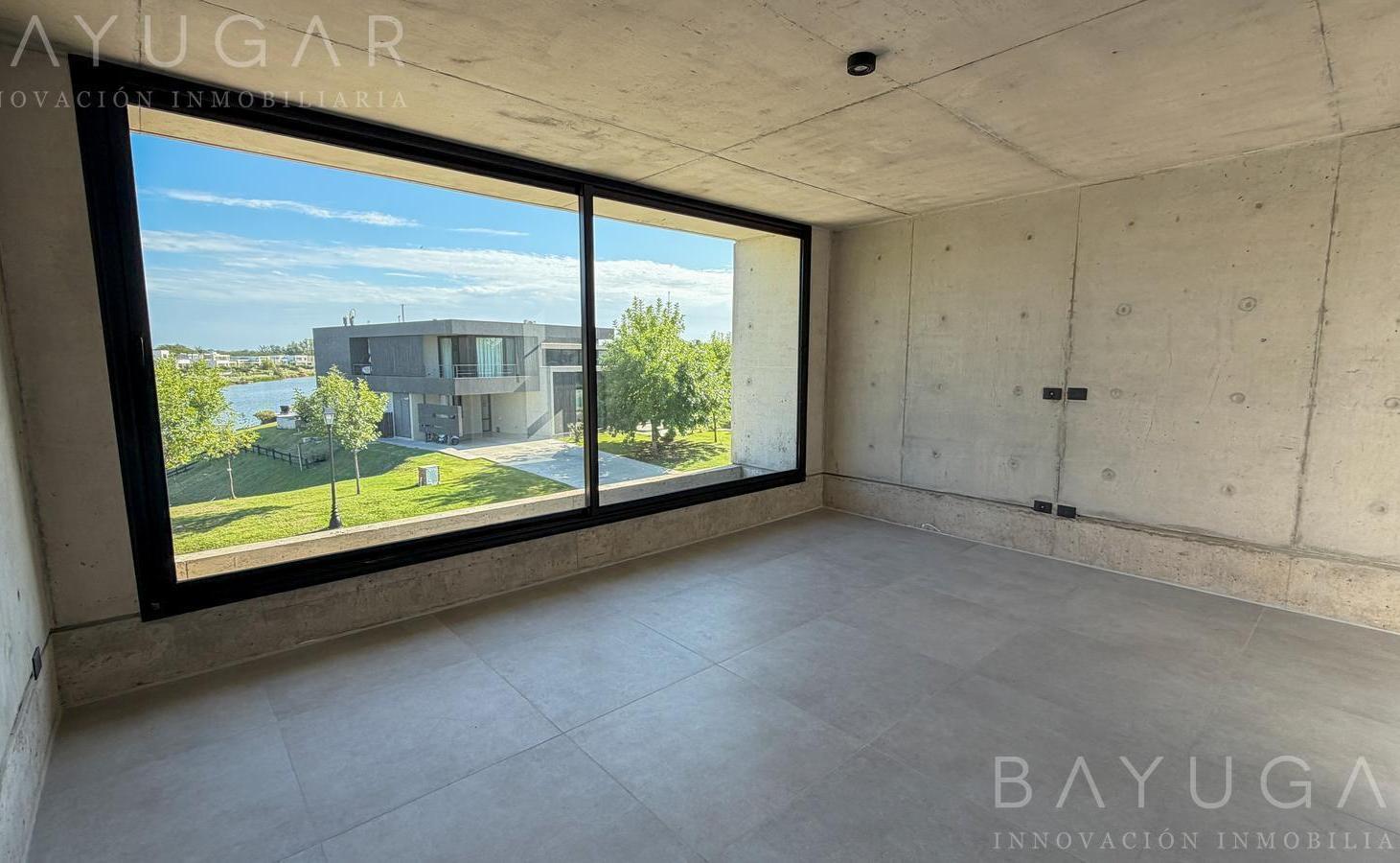 Foto de Venta - Casa en Barrio Privado La Calesa - Pilara, imagen 1