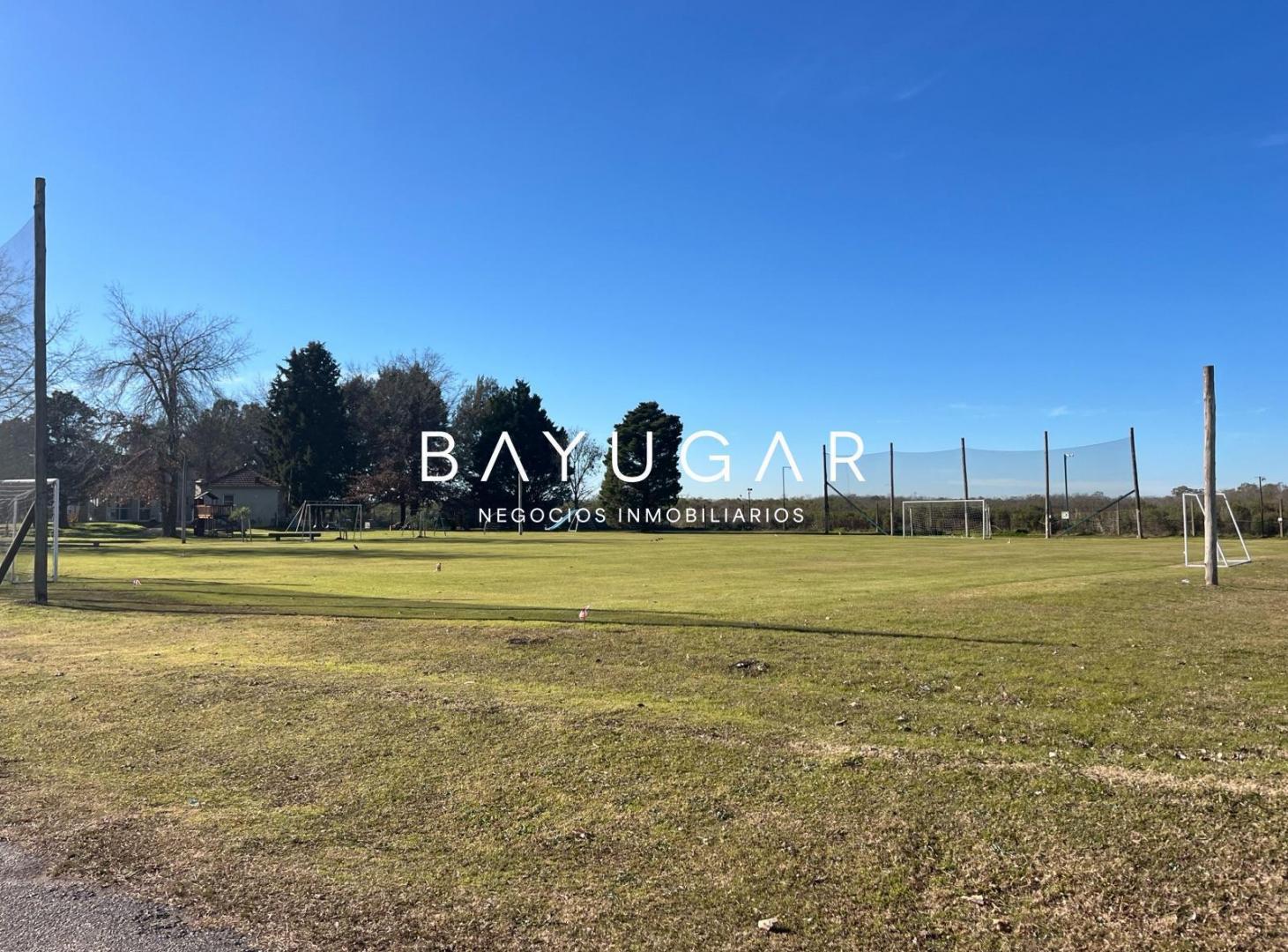 Foto de Venta Lote - Anticipo y financiación- Barrio Privado Los Alcanfores /, imagen 1