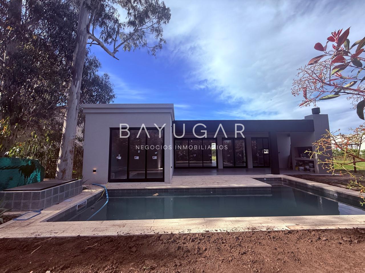 Foto de Venta - Casa a estrenar en Barrio Santo Tomas - Pilar, imagen 1