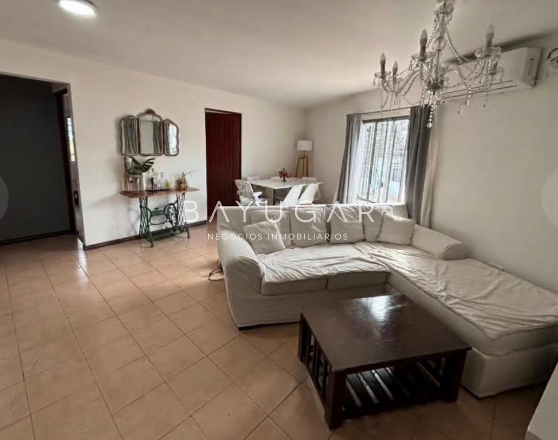 Foto de Venta - casa en Planta alta con jardín - Pilar - Apto crédito, imagen 3