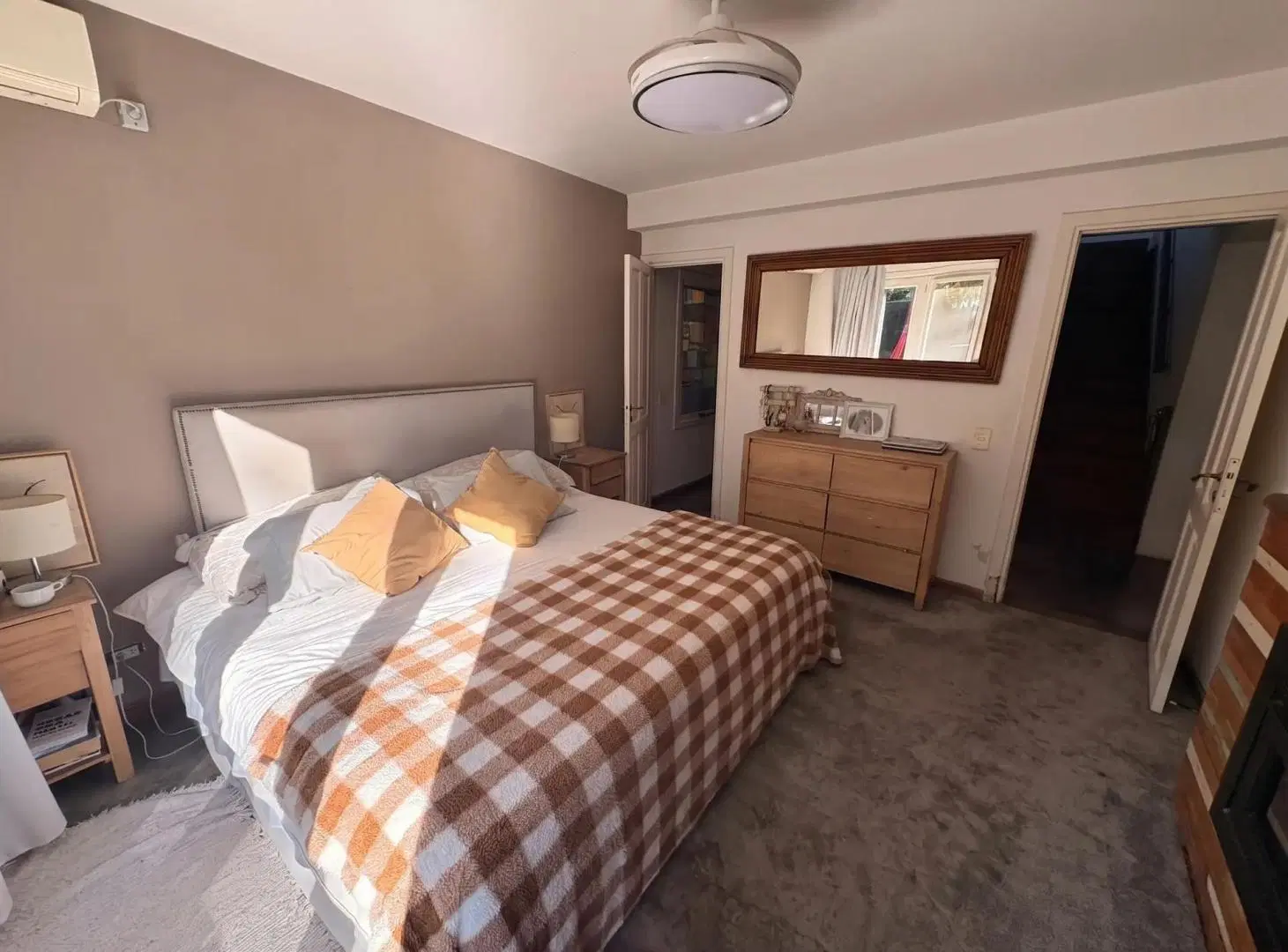 B° Estancia Alvear (Don Torcuato) Casa 3 dorm en suite. Play, Jardín, Quincho y Pileta. Lote de 658 3