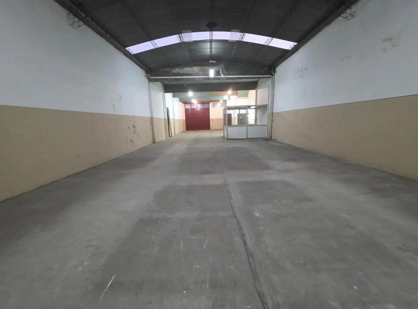 Foto de Lomas del Mirador (Dorrego 74) - Galpón/Depósito + Departamento 4, imagen 4