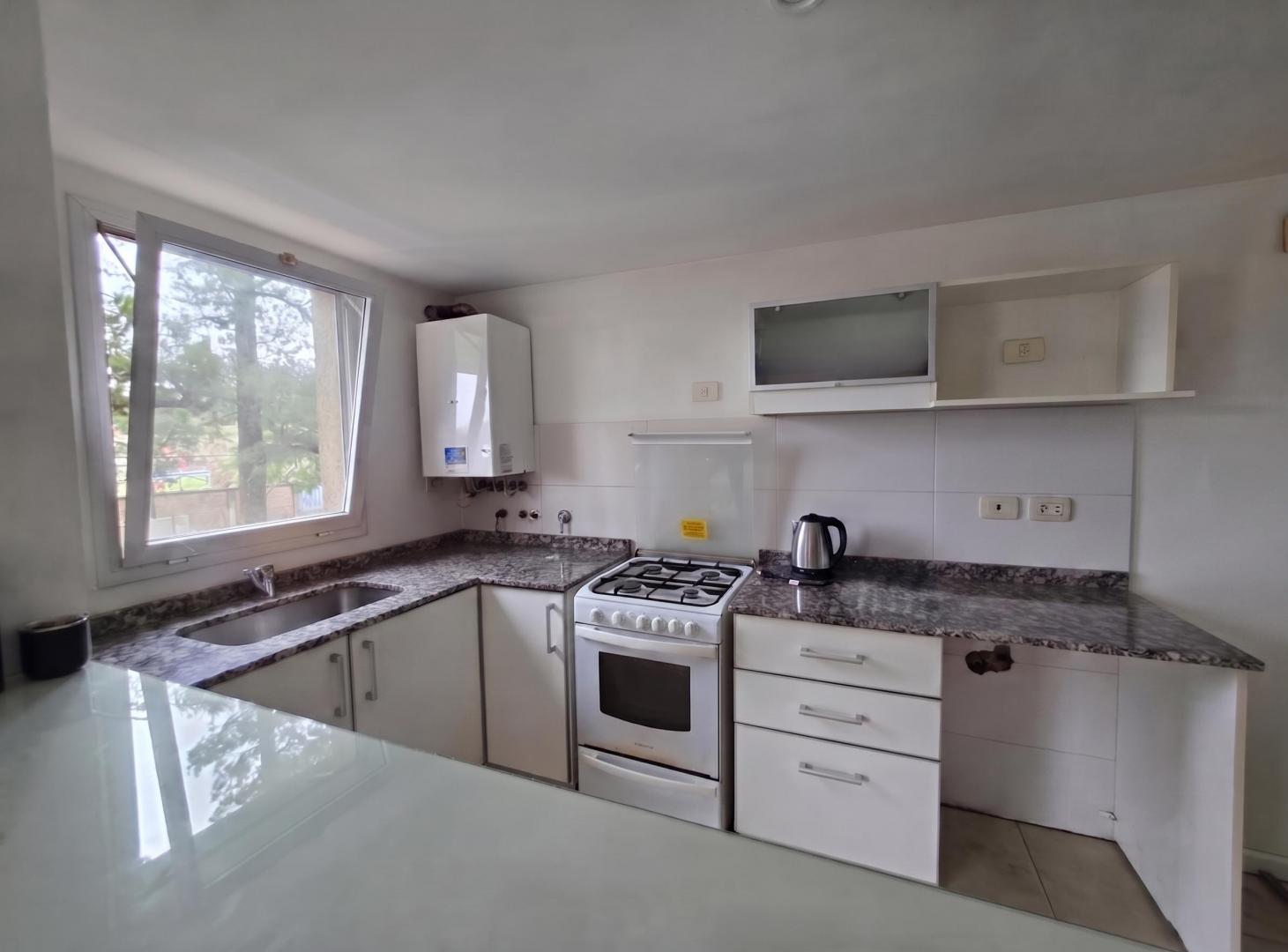 Foto de B° Las Horquetas (Los Polvorines) 2 amb. moderno en condominio con, imagen 5