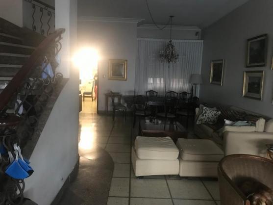 Centro: 25 de Mayo Al 500 Casa de 340 m² Cub Apta Uso Comercial 5