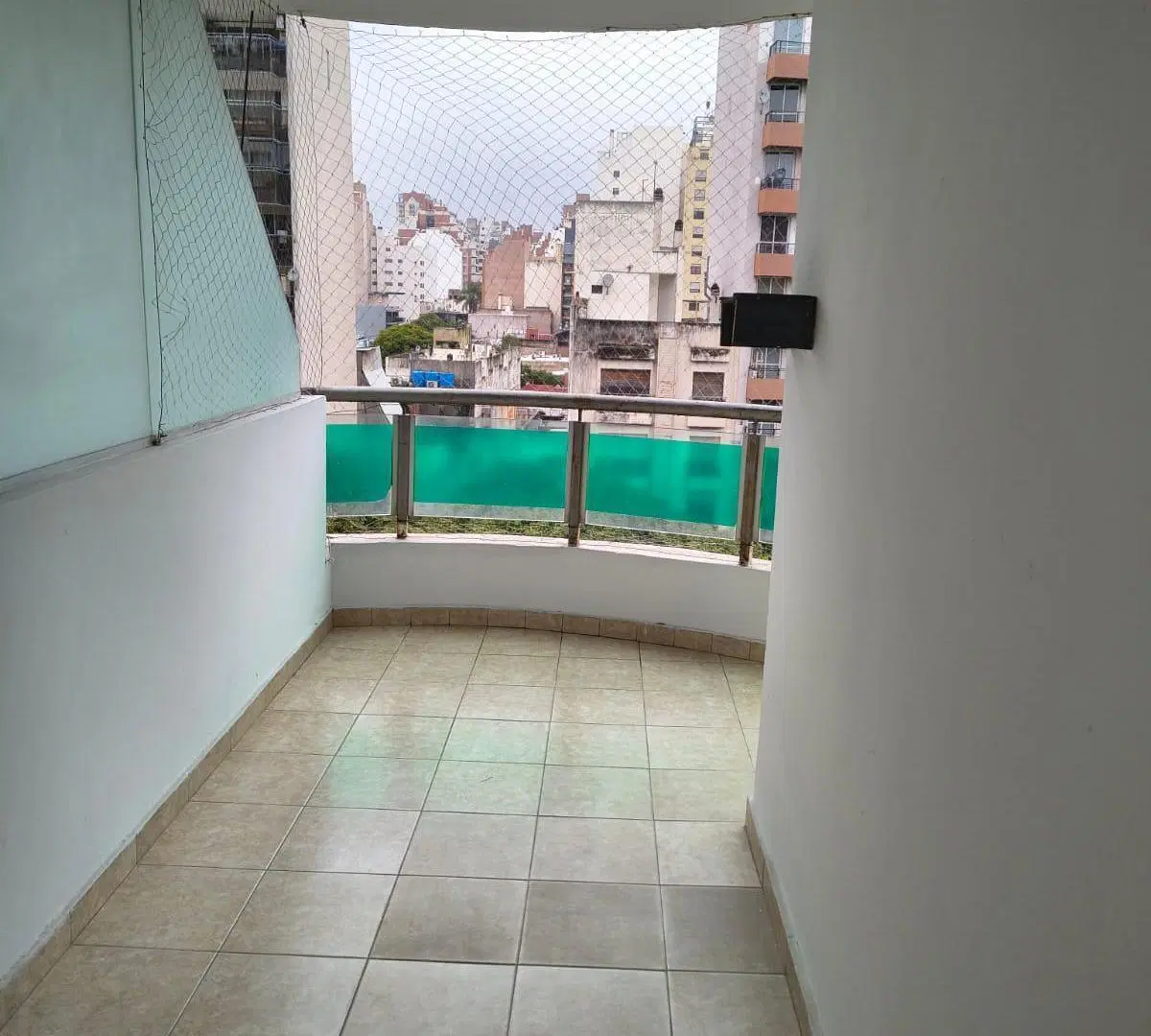 GUEMES: MARCELO T DE ALVEAR 940 (sobre Cañada) 1 dormitorio amplio con balcon 5