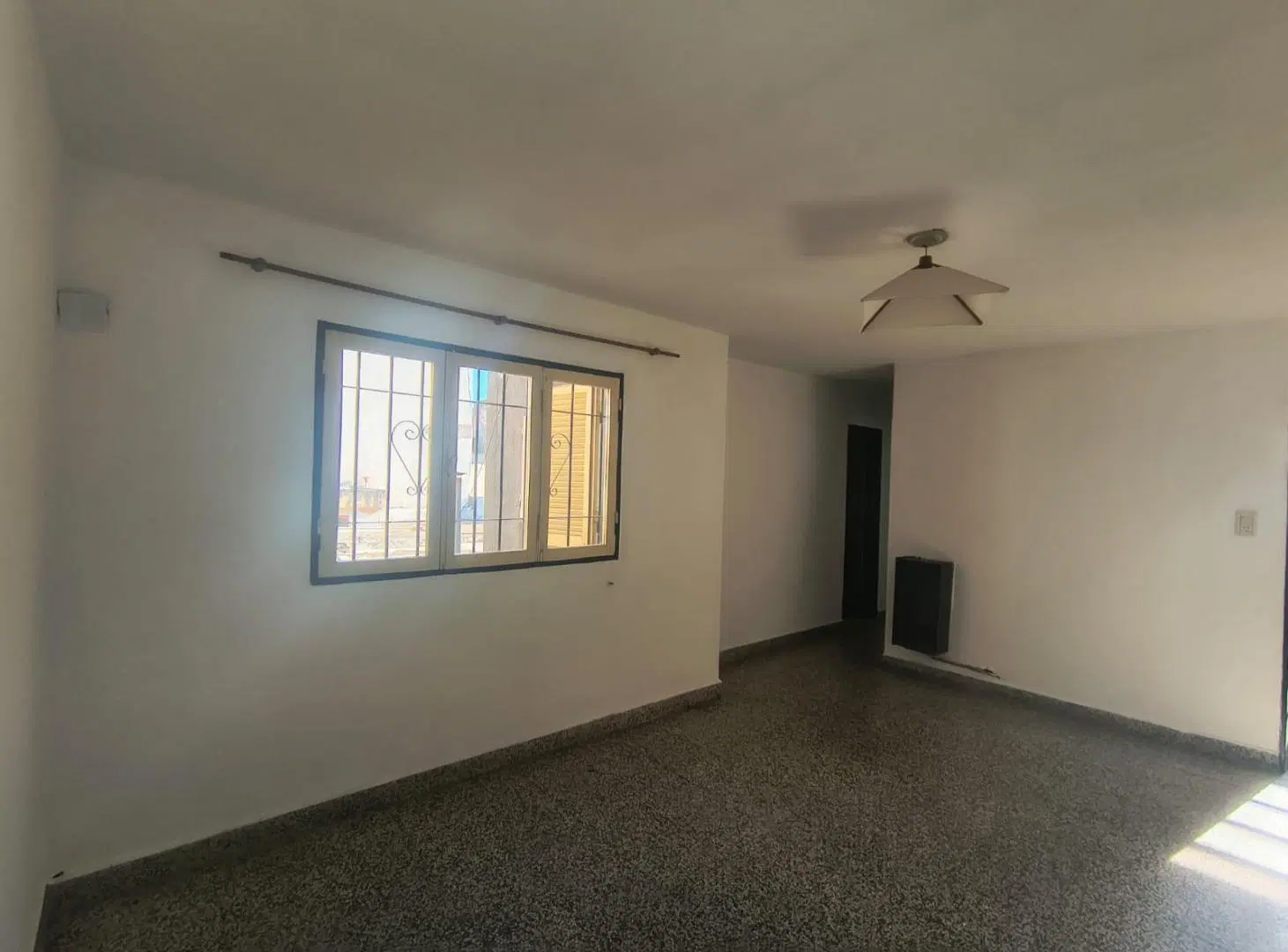 OPORTUNIDAD!!!! ALBERDI: DEAN FUNES 1400 2 DORMITORIOS PRIMER PISO POR ESCALERA 3