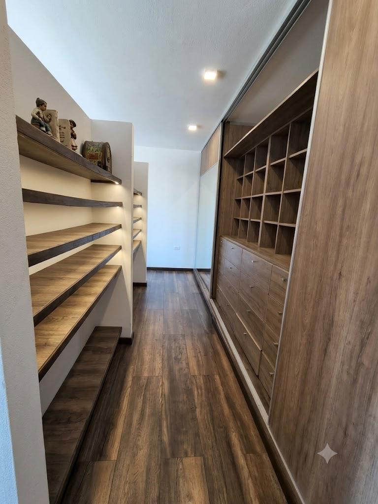 Foto de LA CUESTA: CASA TOTALMENTE AMOBLADA DE 3 DORMITORIOS CPILETA COCHERAS, imagen 2