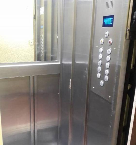 Foto de EXCELENTE DEPARTAMENTO DE 3 AMBIENTES CON DEPENDENCIA DE SERVICIO AL, imagen 4